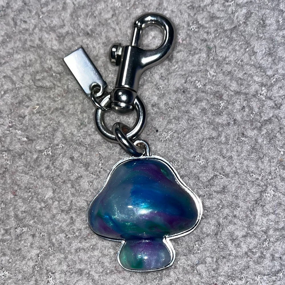 *EUC* MUSHROOM BAG CHARM